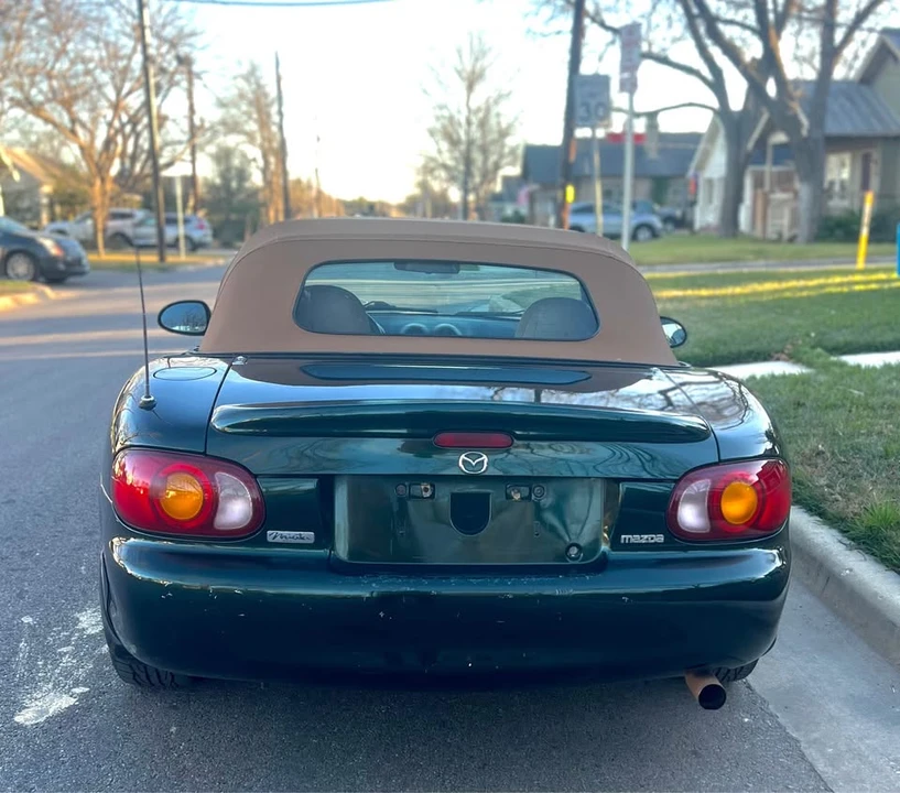 1999 Mazda NB MX-5 Miata - Image 6 of 9