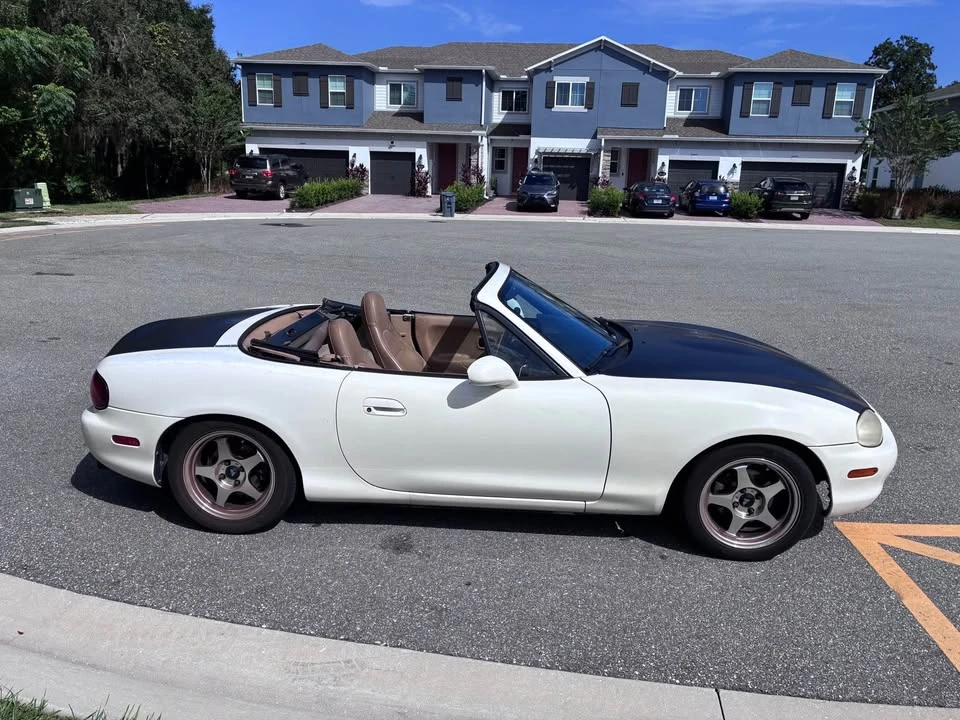 1999 Mazda NB MX-5 Miata - Image 10 of 16