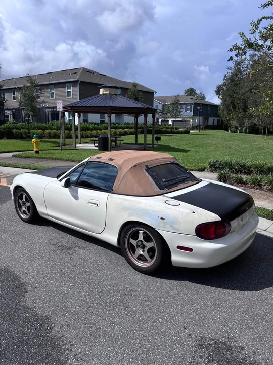 1999 Mazda NB MX-5 Miata - Image 5 of 16