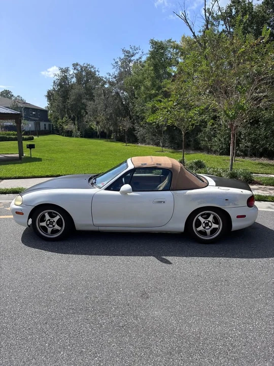 1999 Mazda NB MX-5 Miata - Image 3 of 16
