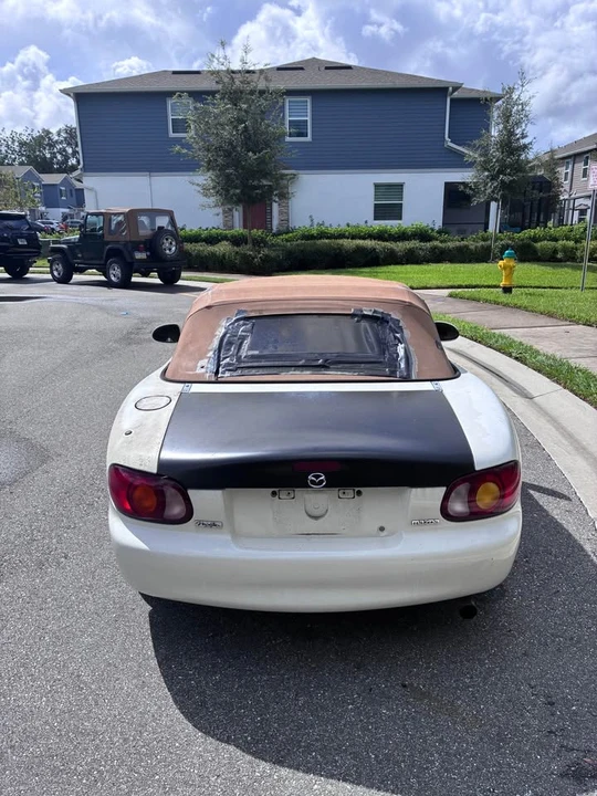 1999 Mazda NB MX-5 Miata - Image 6 of 16