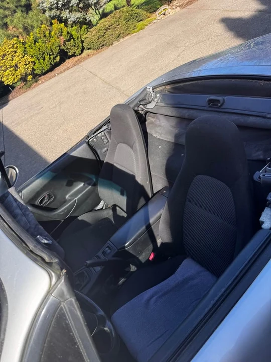 1999 Mazda NB MX-5 Miata - Image 4 of 6