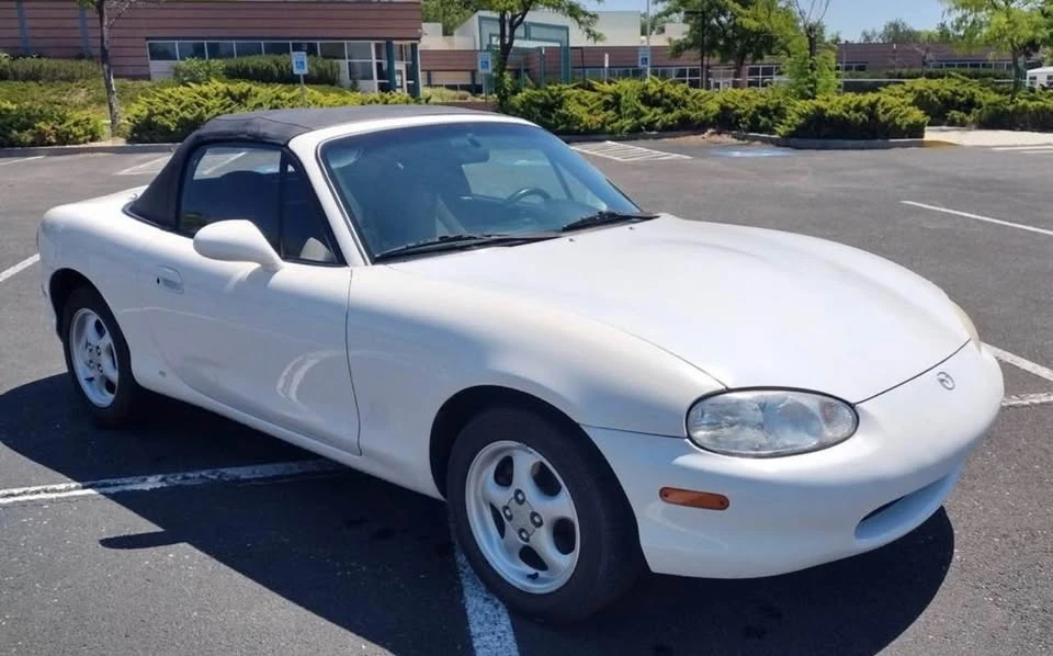 1999 Mazda NB MX-5 Miata - Image 7 of 8