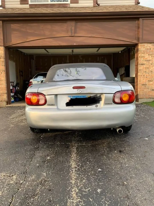 1999 Mazda NB MX-5 Miata - Image 4 of 8