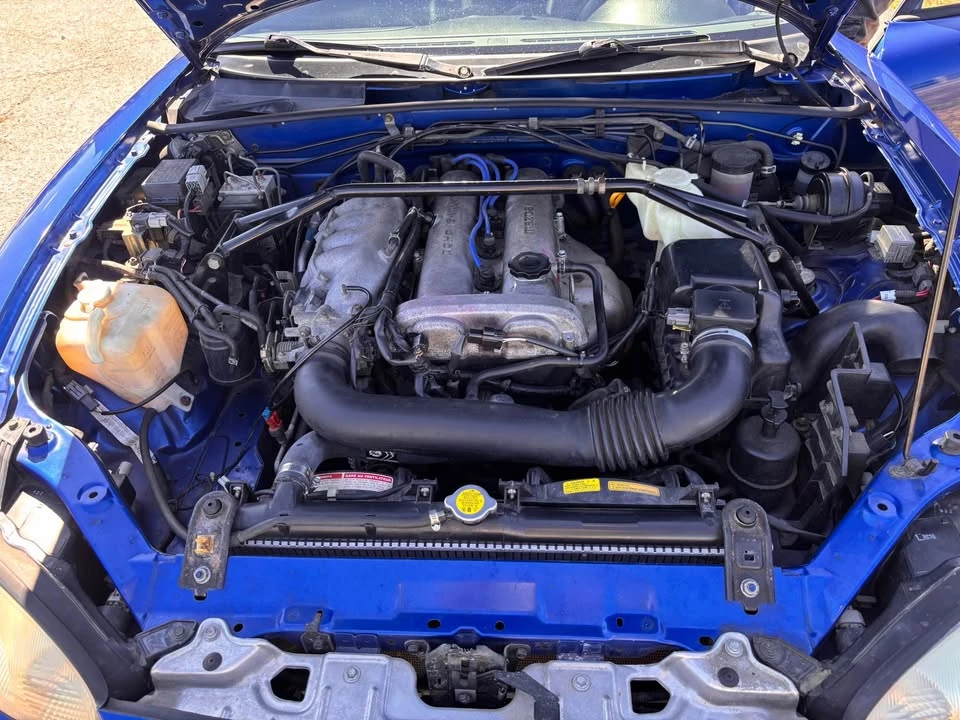 1999 Mazda NB MX-5 Miata - Image 11 of 17