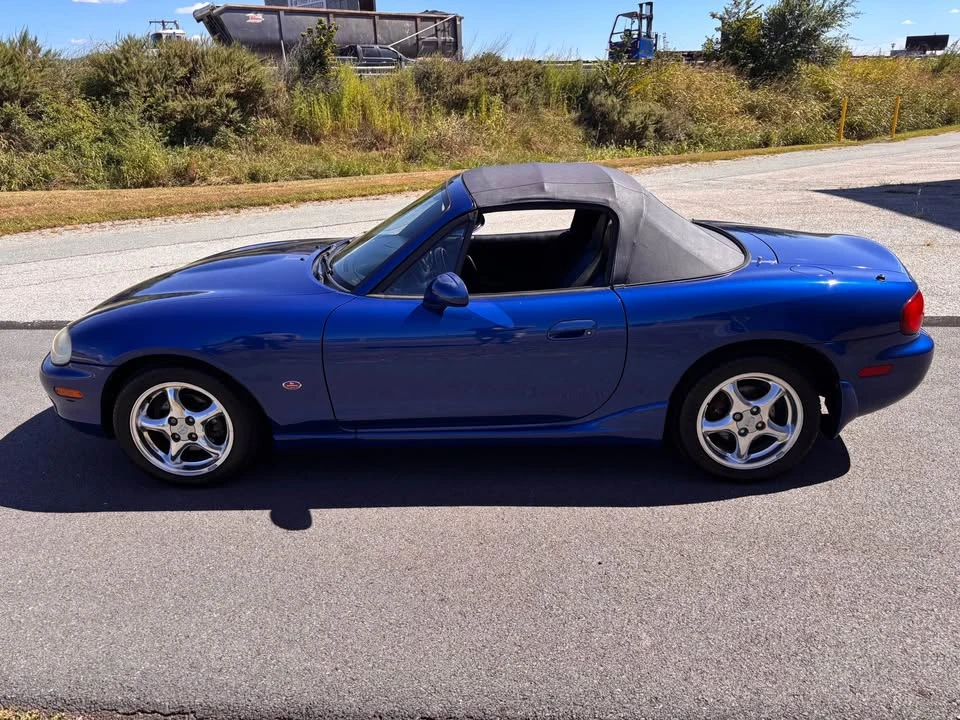 1999 Mazda NB MX-5 Miata - Image 13 of 17