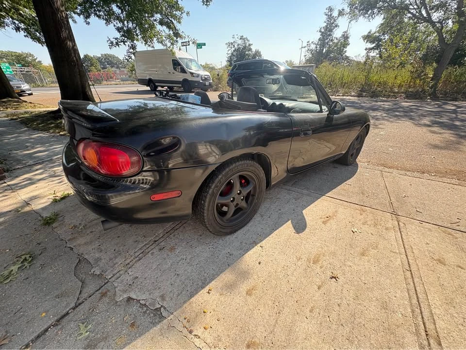 1999 Mazda NB MX-5 Miata - Image 3 of 4