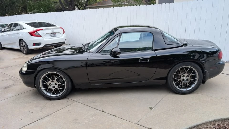 1999 Mazda NB MX-5 Miata - Image 2 of 14
