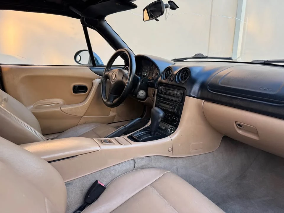 1999 Mazda NB MX-5 Miata - Image 11 of 19