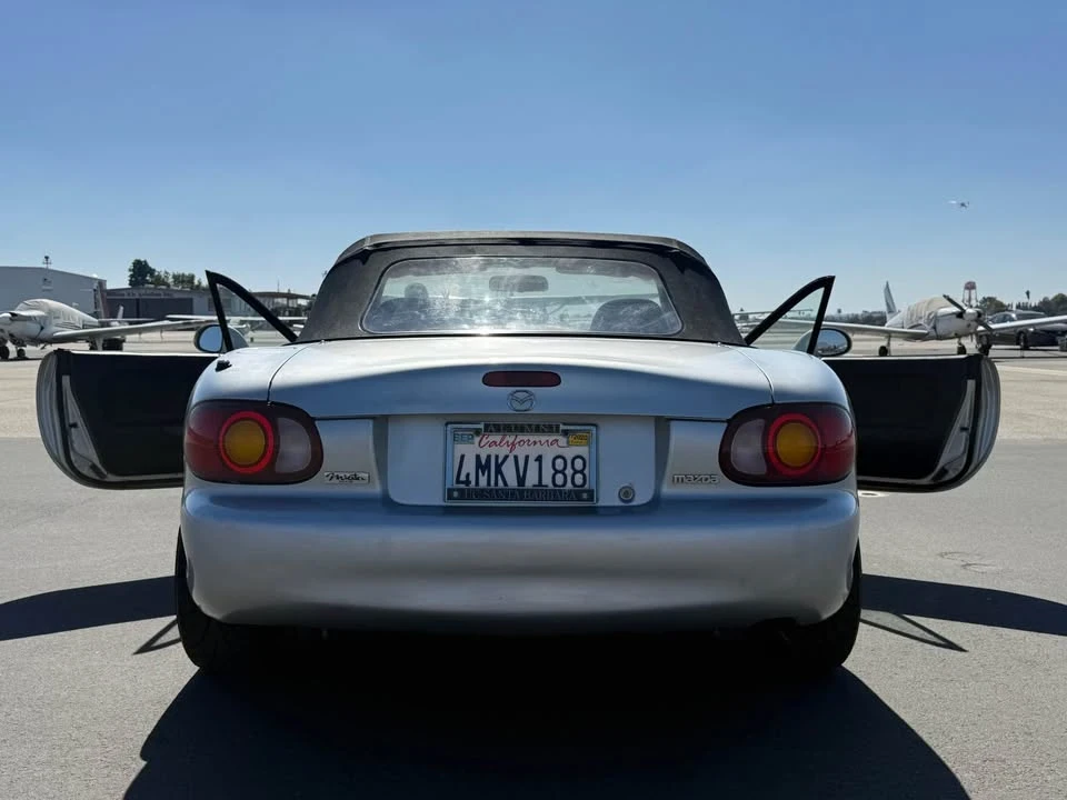 1999 Mazda NB MX-5 Miata - Image 4 of 13