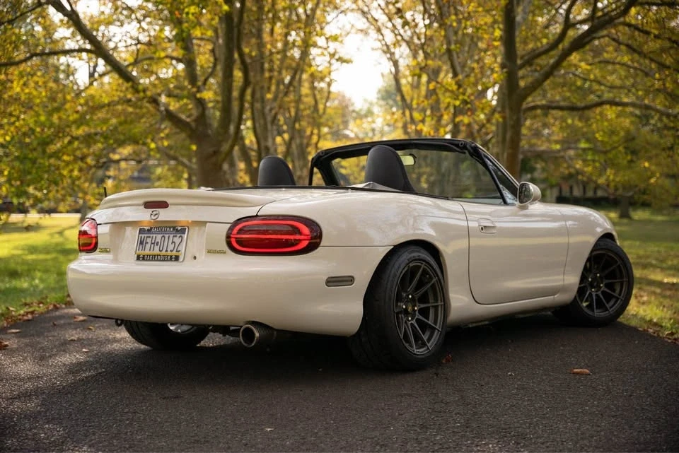 1999 Mazda NB MX-5 Miata - Image 3 of 7