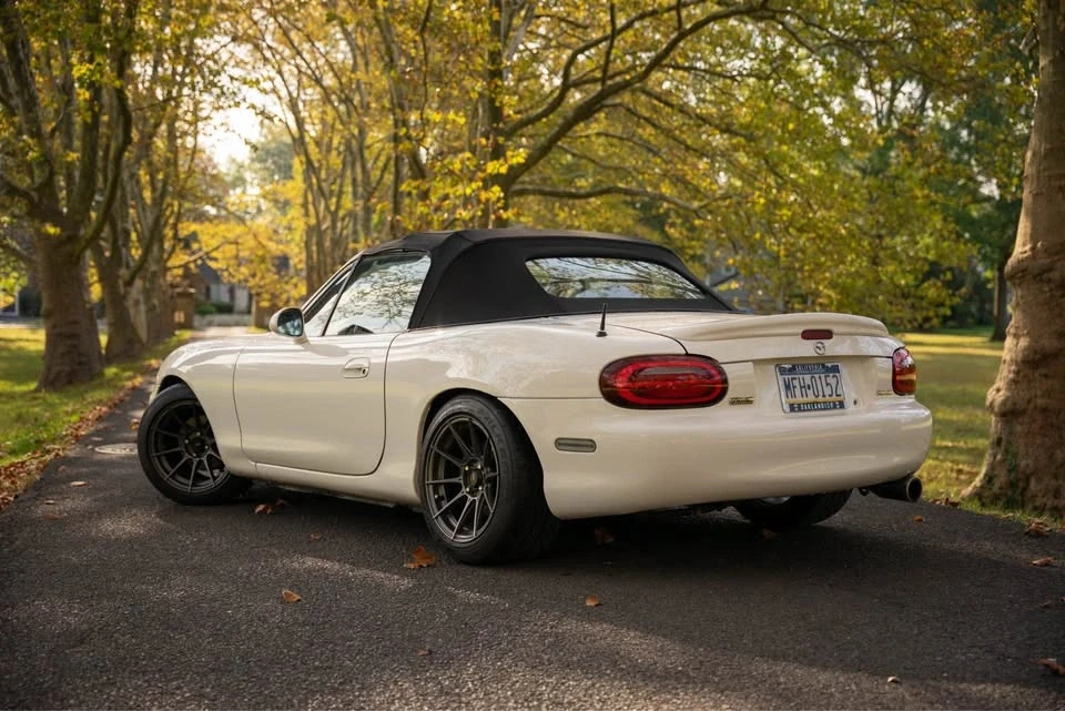 1999 Mazda NB MX-5 Miata - Image 2 of 7