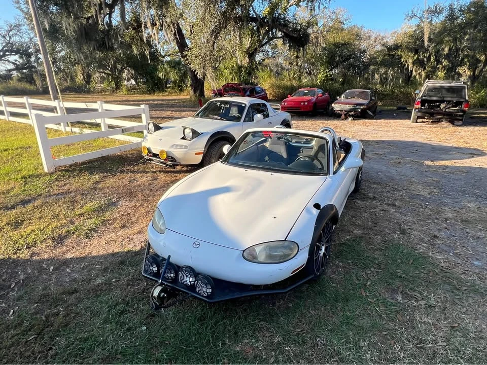 1999 Mazda NB MX-5 Miata - Image 5 of 13
