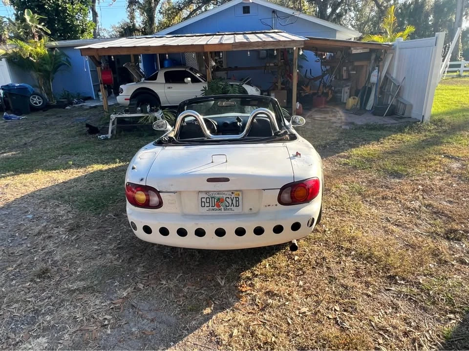1999 Mazda NB MX-5 Miata - Image 11 of 13