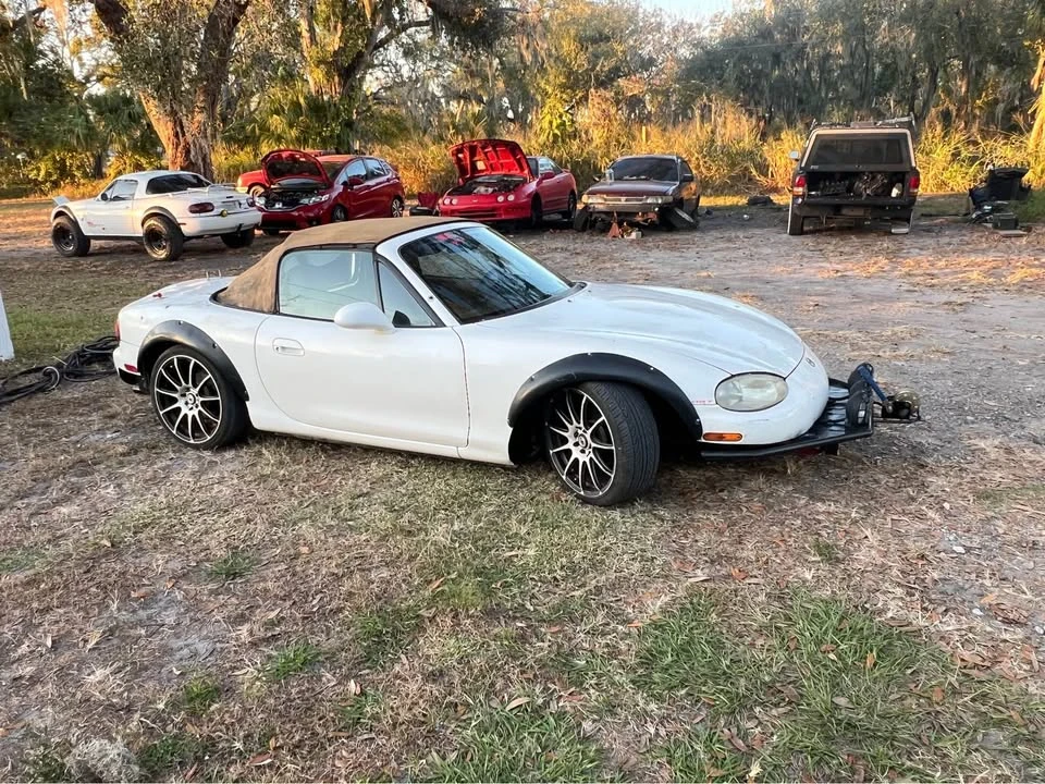 1999 Mazda NB MX-5 Miata - Image 3 of 13
