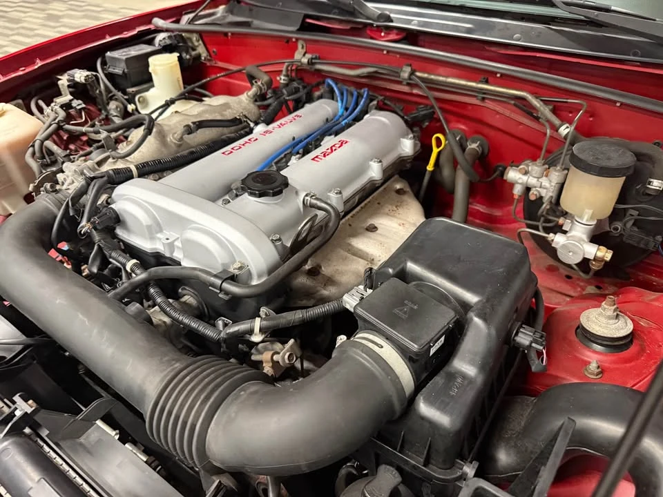 1999 Mazda NB MX-5 Miata - Image 4 of 11