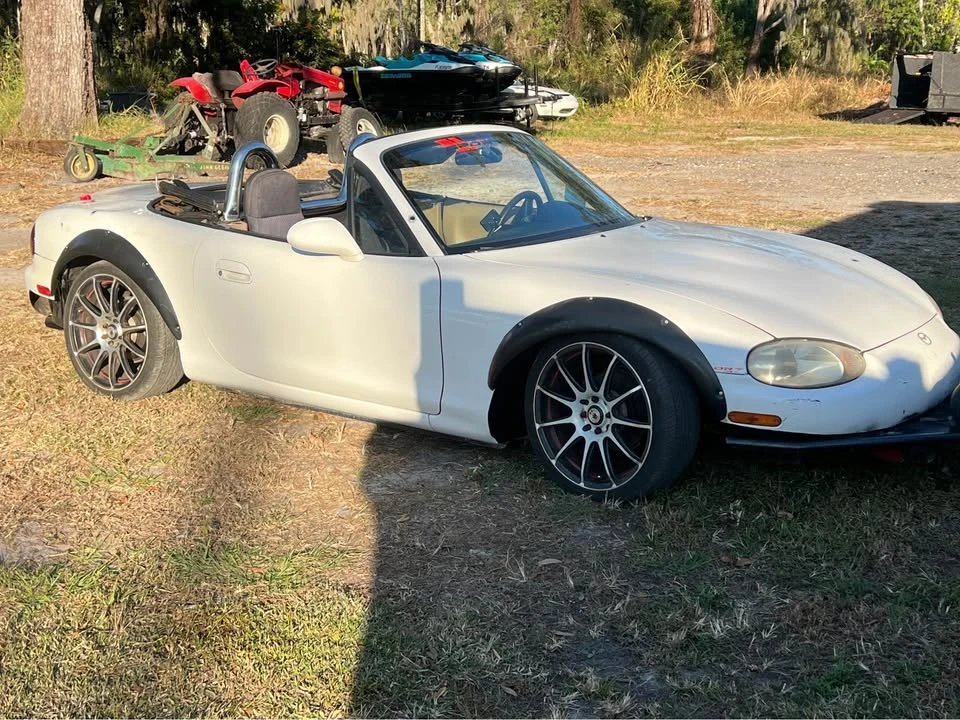 1999 Mazda NB MX-5 Miata - Image 12 of 13
