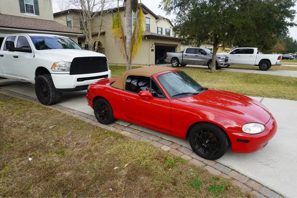 1999 Mazda NB MX-5 Miata - Image 8 of 15