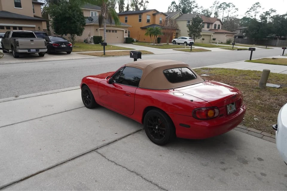 1999 Mazda NB MX-5 Miata - Image 10 of 15