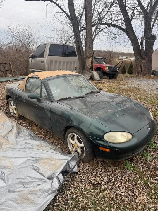 1999 Mazda NB MX-5 Miata - Image 2 of 5