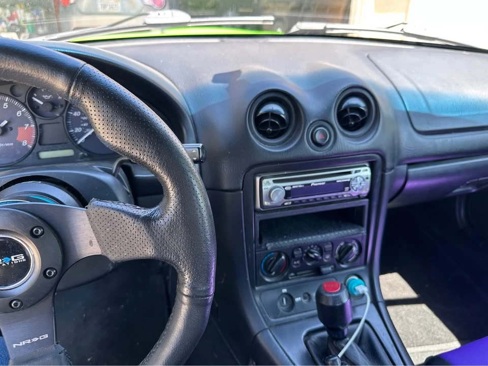 1999 Mazda NB MX-5 Miata - Image 6 of 15