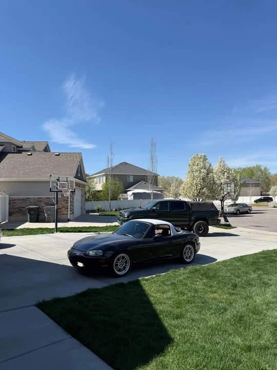 1999 Mazda NB MX-5 Miata - Image 2 of 5