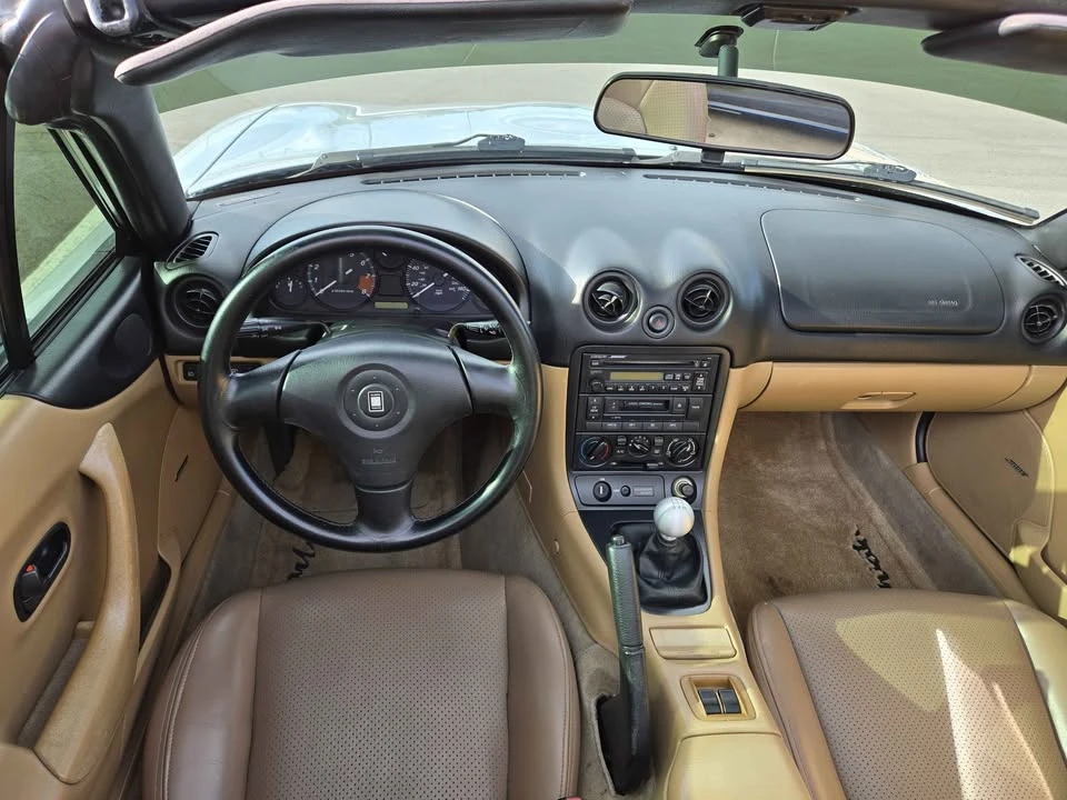 1999 Mazda NB MX-5 Miata - Image 13 of 15