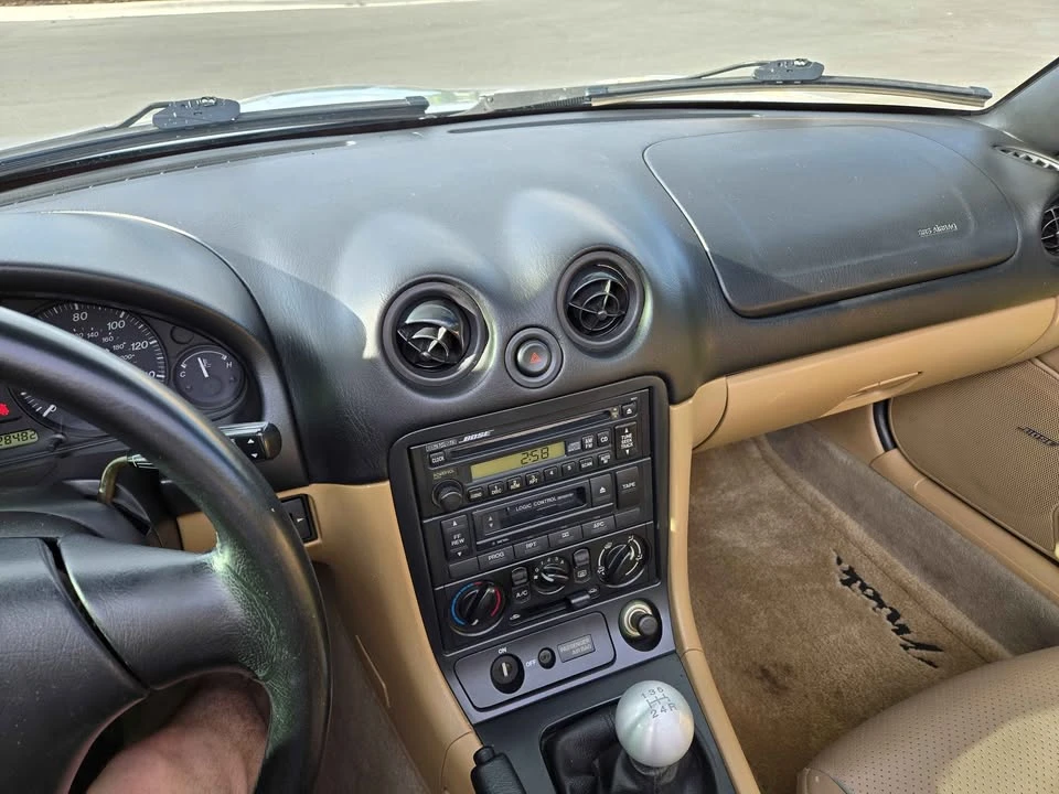 1999 Mazda NB MX-5 Miata - Image 14 of 15