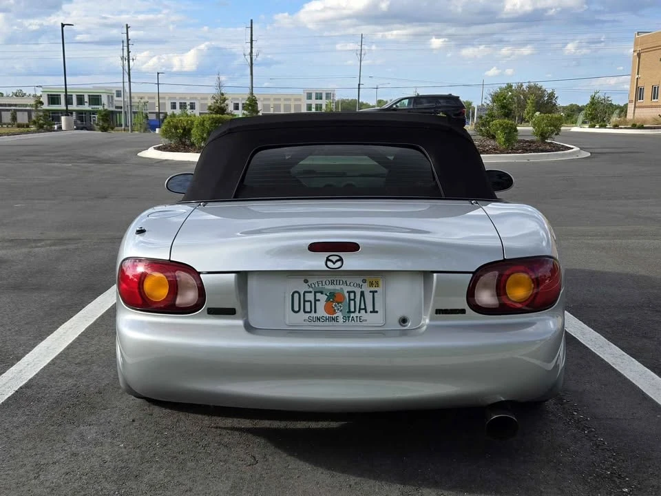 1999 Mazda NB MX-5 Miata - Image 8 of 15