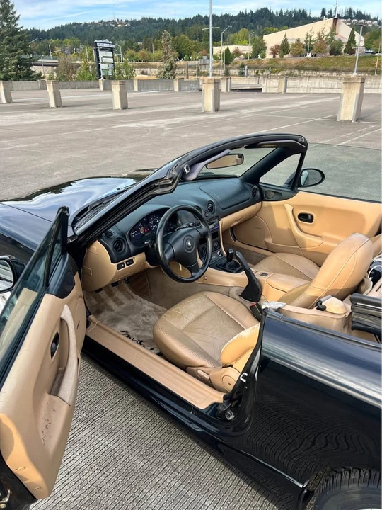 1999 Mazda NB MX-5 Miata - Image 9 of 20