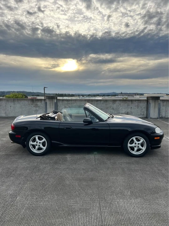 1999 Mazda NB MX-5 Miata - Image 8 of 20