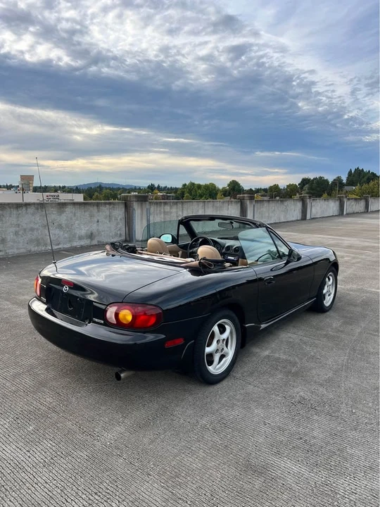 1999 Mazda NB MX-5 Miata - Image 7 of 20