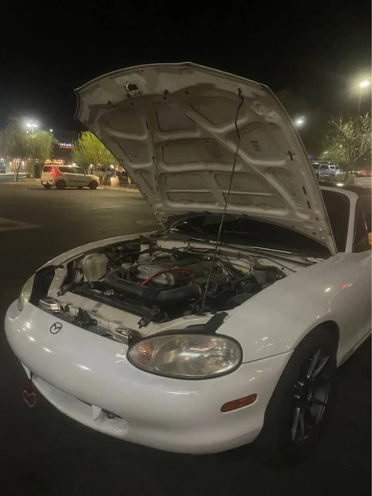 1999 Mazda NB MX-5 Miata - Image 3 of 13