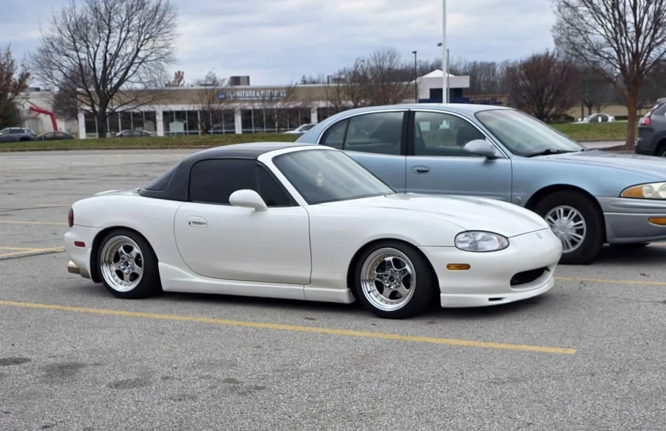 1999 Mazda NB MX-5 Miata - Image 13 of 13
