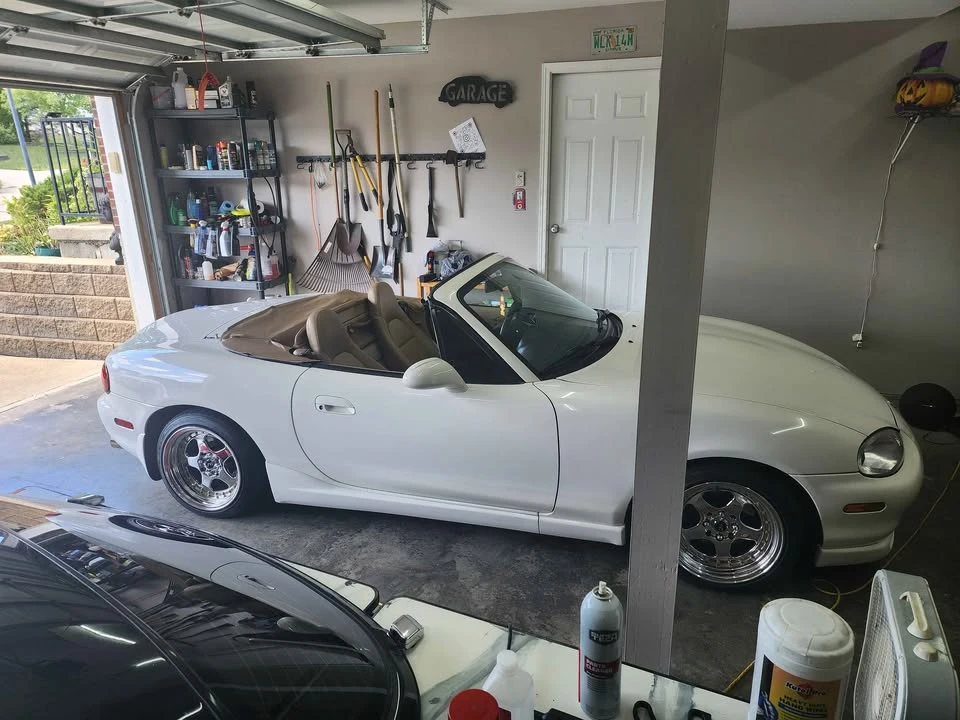 1999 Mazda NB MX-5 Miata - Image 4 of 13
