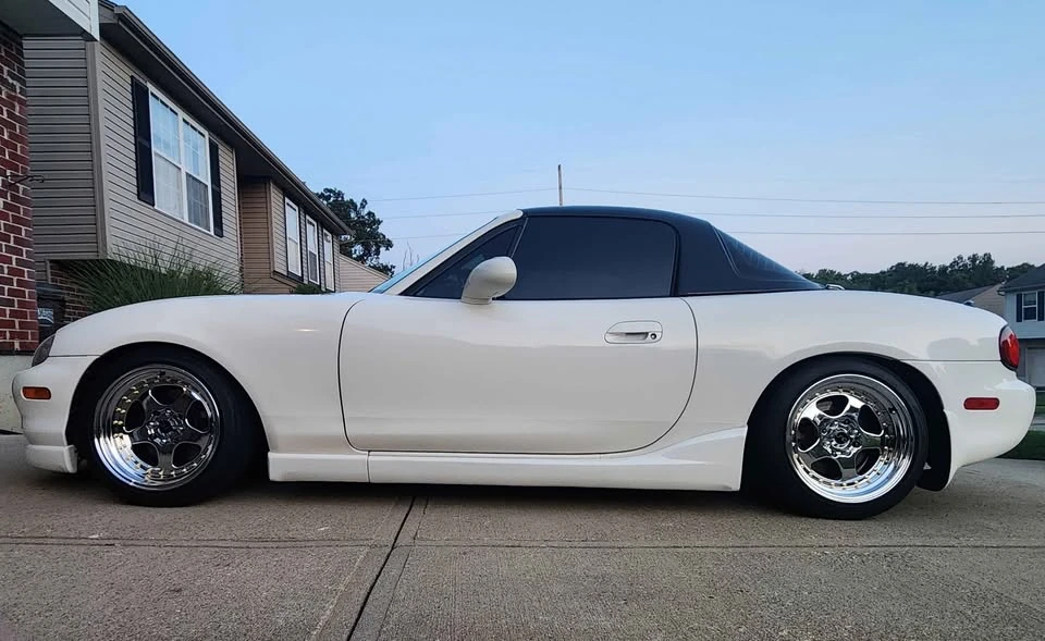 1999 Mazda NB MX-5 Miata - Image 10 of 13