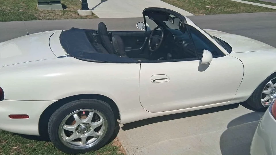 1999 Mazda NB MX-5 Miata - Image 12 of 20