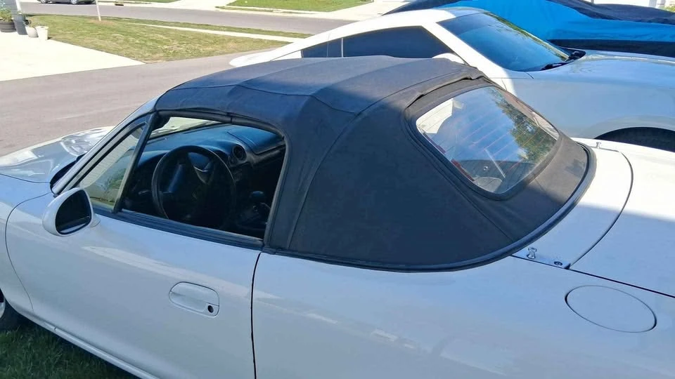 1999 Mazda NB MX-5 Miata - Image 18 of 20