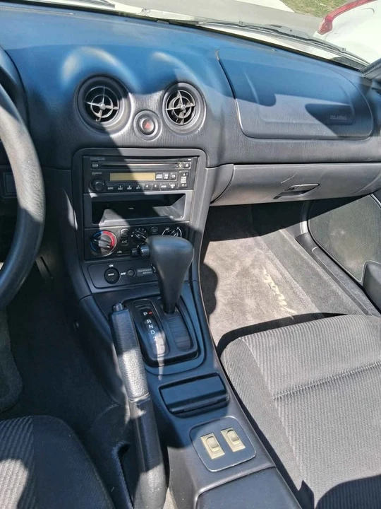 1999 Mazda NB MX-5 Miata - Image 16 of 20
