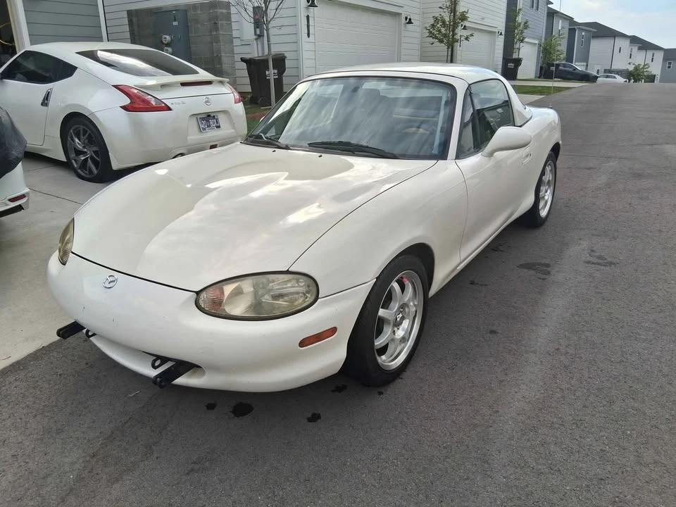 1999 Mazda NB MX-5 Miata - Image 2 of 20