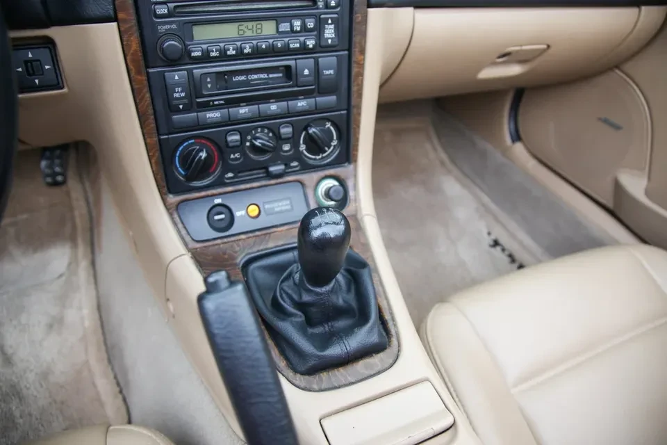 1999 Mazda NB MX-5 Miata - Image 12 of 14
