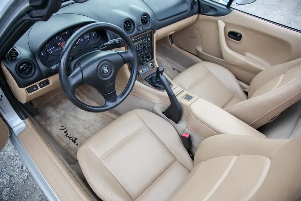 1999 Mazda NB MX-5 Miata - Image 9 of 14
