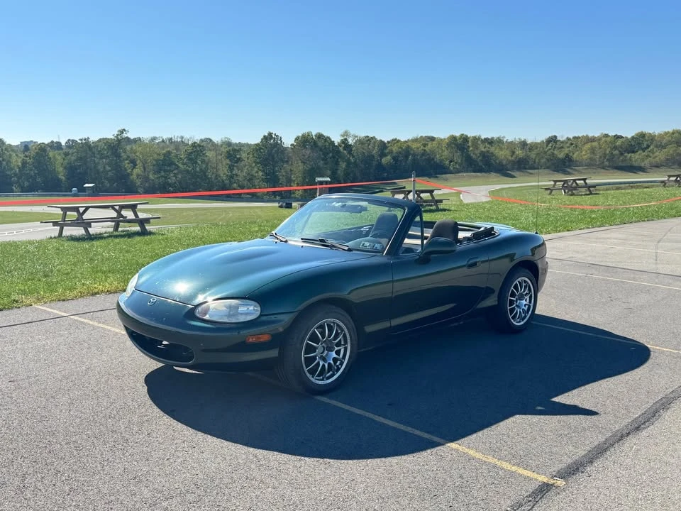 1999 Mazda NB MX-5 Miata - Image 5 of 10