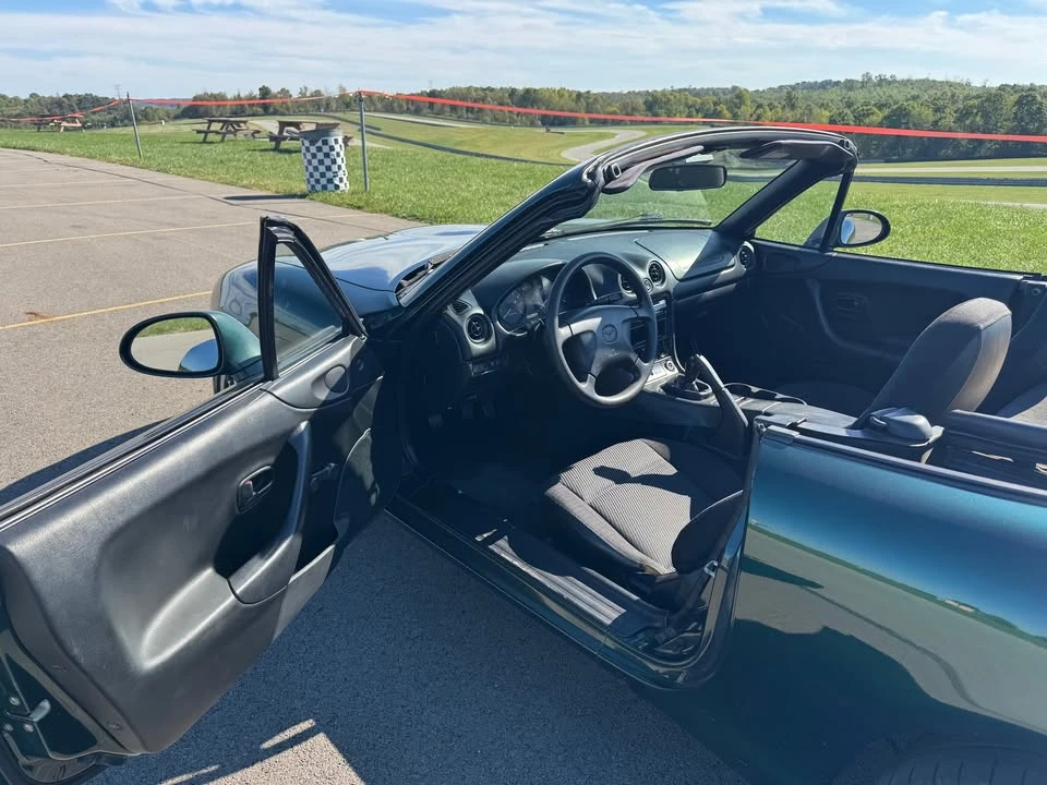 1999 Mazda NB MX-5 Miata - Image 7 of 10