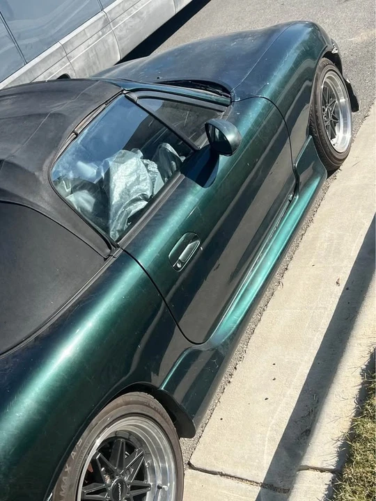 1999 Mazda NB MX-5 Miata - Image 5 of 9