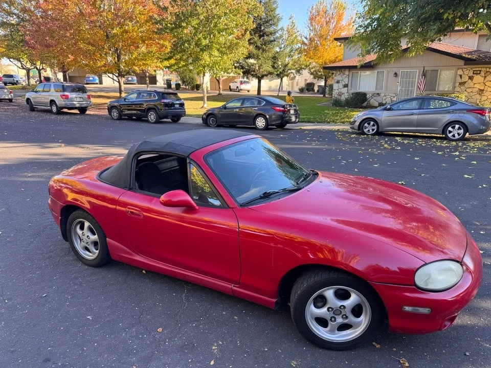 1999 Mazda NB MX-5 Miata - Image 11 of 14