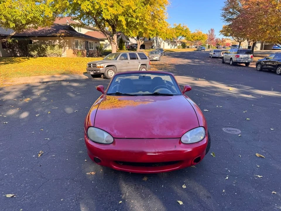 1999 Mazda NB MX-5 Miata - Image 9 of 14
