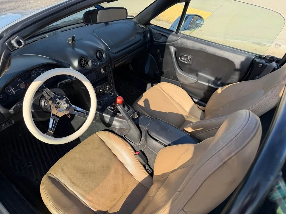1999 Mazda NB MX-5 Miata - Image 10 of 12