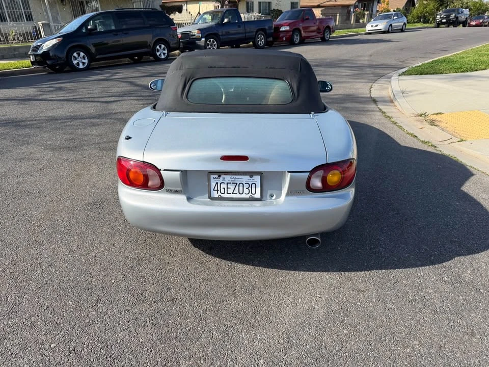 1999 Mazda NB MX-5 Miata - Image 6 of 12