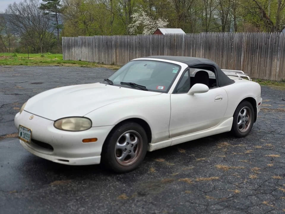 1999 Mazda NB MX-5 Miata - Image 2 of 8